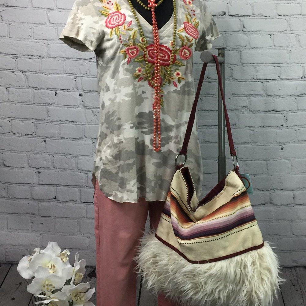 🆕❤️Serape Bucket Bag - Cream - Picture 3 of 3